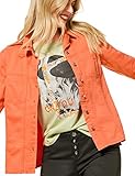 Die frische Jacke in angesagten Frühlingsfarben eignet sich wunderbar zum Überwerfen und rundet jedes Outfit ab.
