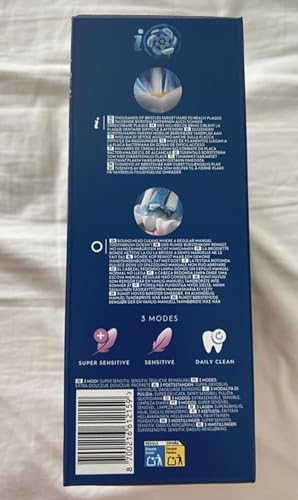 Oral-B iO - Cepillo de dientes eléctrico azul para adultos, 3 modos de limpieza, suave para encías, cepillo flexible, accesorios, cepillo oral B de repuesto, cargador, azul océano