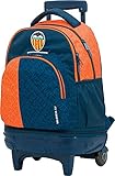 Mochila Carro Compact Desmontable Valencia C.F 2021 Dos compartimentos,bolsillos delantero con organizador interno. Cremallera más gruesa,espalda y tirantes acolchados. Bolsillo lateral red. Misma dureza que carro compact pero adaptado con cremallera desmotable para mejor limpieza y posibilidad de dos usos. Medidas: 34.5x44.5x23 cm