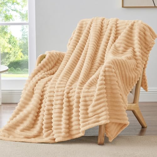 BEDELITE Blush Sand Fleece Throw Blankets, Fluffy Blanket for Couch, 50x60 by BEDELITE - Used condition - CA$24.00
