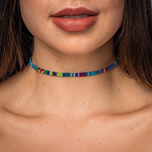 Foto von Made by Nami Boho Surfer Choker-Halsband - Verstellbar und 100% Wasserfest - Bunte Ethno Hippie Choker-Kette für Damen und Mädchen - Handmade Sommer Festival Strand Accessoires (Türkis)