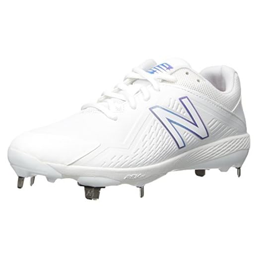 New Balance Women's Fuse V1 Metal Softball Shoe, White, 13 D US