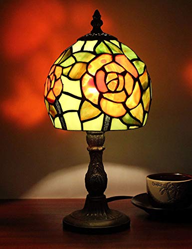 Lampe de table orange rose pour rompre la monotonie des éclairages classiques