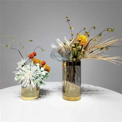 Simulation de bonsaï pour remplacer les plantes naturelles flétries sur table d'hôtel - 3
