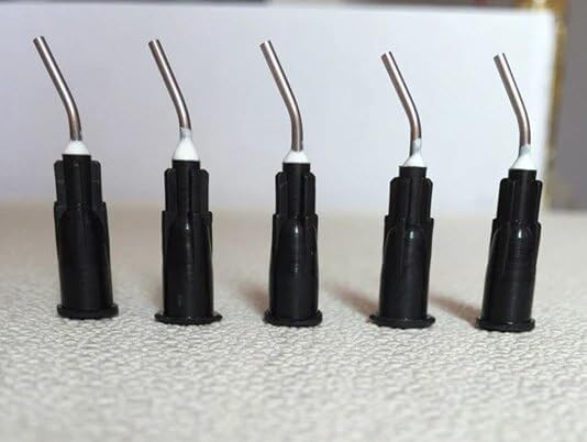Black Flow Sealant Pre-Bent Applicator Needle Tip 20 gauge 100 pc/bag