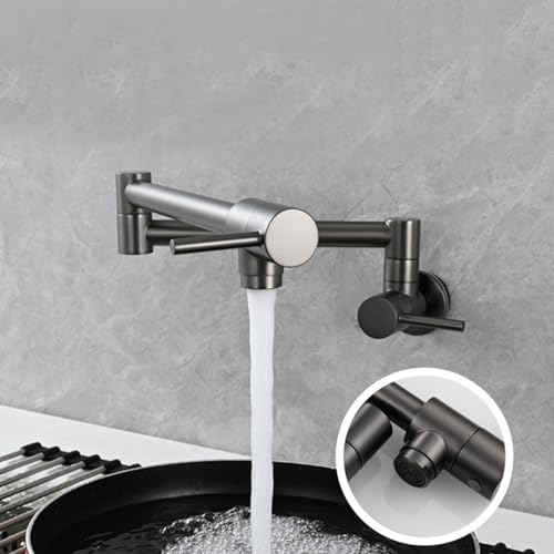 Robinet de remplissage en pot gris en acier au-dessus du plan de cuisson