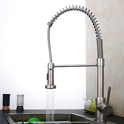 Robinet d'évier de cuisine moderne avec douchette extractible et poignée unique