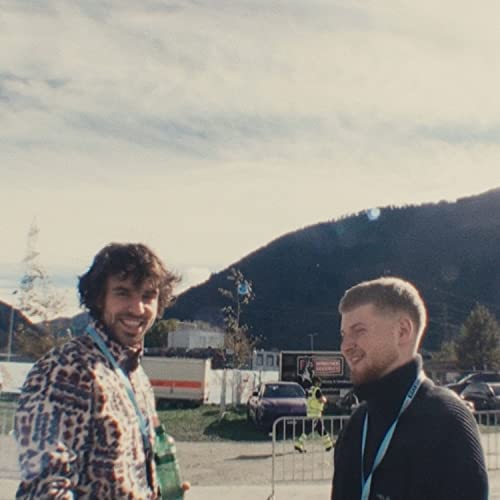 01099, Gustav & Zachi