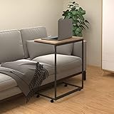 Cette table d'appoint en forme de C, au design intemporel et décoratif, est un supplément pratique et élégant à votre espace de vie actuel.