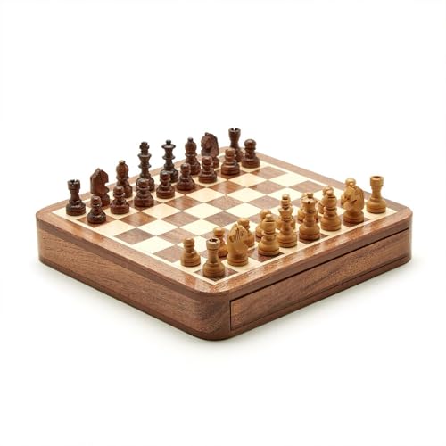Two's Company Magnetic Chess Set en caja de madera artesanal, incluye 32 piezas, 7.25 pulgadas, madera miniatura 1