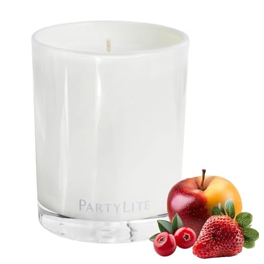 PartyLite Iced Snowberries Escential Jar Kerze, duftet mit Apfel, Cranberry, Erdbeere, Vanille und Moschus, 220 ml, 1 Docht, wiederverwendbares Glas, 50 Stunden Brenndauer, Aromatherapie-Duft