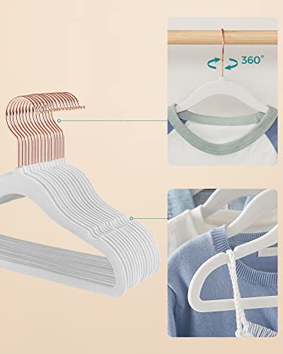 SONGMICS 50er Set Kinderkleiderbügel, Samt, platzsparend, rutschfest – Ansicht 6