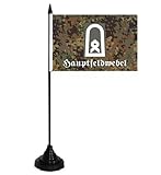 hauptfeldwebel lagenstein kaserne san bereich Sockel und Mast aus schwarzem Kunststoff