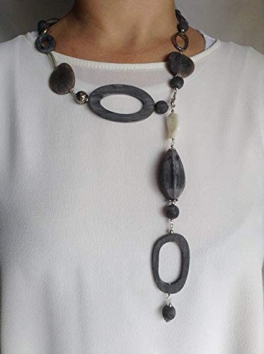Gioielli d'Artista di Chiara Bo Collana lunga grigia in corno naturale satinato Frida