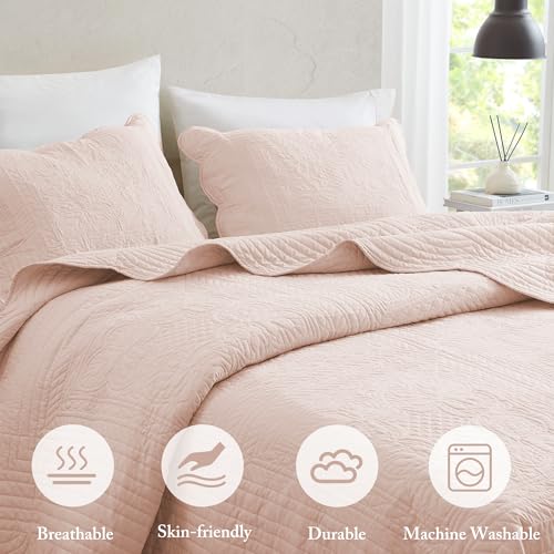 Image of Madison Park Cottage Damask Coverlet Set, 3 PC Full /Queen Quilt Set | Scallop Edge, All Season Oversized Bedding with Pre-washed Cotton-Filled Quilt, Shams, Blush