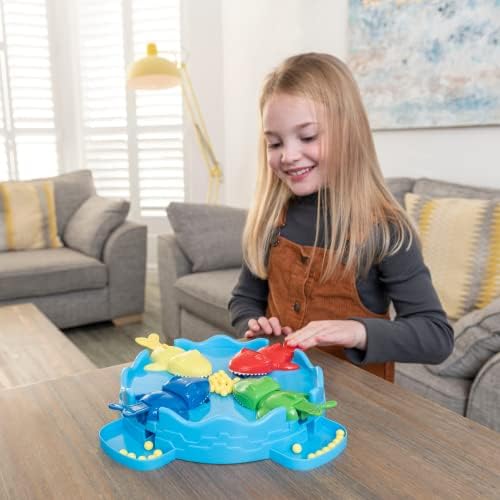Snappy Shark Family Board Game | Fun Toys For All The Family Entertainment| Shark Themed Children's Board Game | Perfect And Fun Gift For Any Child | Suitable For Ages 3+