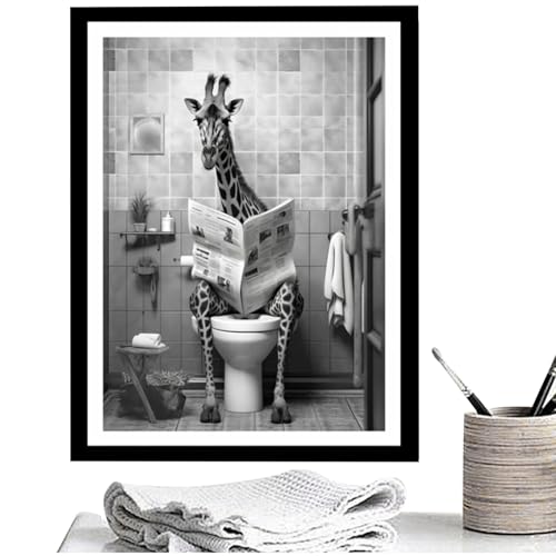 Divertido lienzo en blanco y negro de jirafa leyendo para un hogar alegre y con estilo