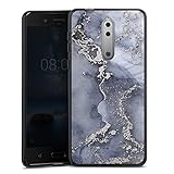 Sur mesure : les découpes précises de la coque permettent une utilisation sans encombre des commandes de votre téléphone.