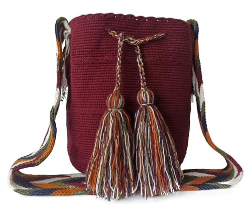 Handmade Large Wayuu bag, Colombian mochila wayuu. Ancient and precious piece of art made by indigenous. Shoulder or crossbody crocheted bag. Gift ready!