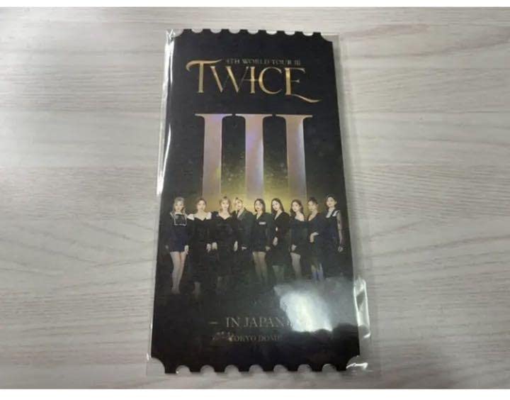 twice W会員　チケット Amazon.co.jp: twice w会員限定 東京ドーム ファンクラブ ライブ
