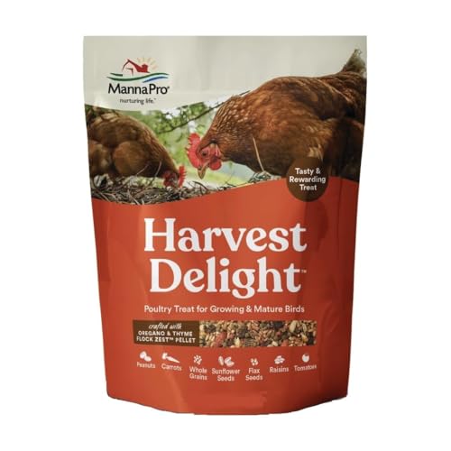 Manna Pro Harvest Delight – Whole Ingredient Chicken Treat – Harvest Mix of Grains, Raisins, Tomatoes, Carrots, Sunflower Seeds – Mixed Flock Poultry Treat – 2.5 lbs