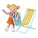 Produktbild HABA 30474 - Little Friends  Tina, Minipuppe ab 3 Jahren, mit ausziehbarem Rock, Liegestuhl und Pappkulisse, strapazierfähige Biegepuppe aus Kunststoff für lange Spielfreude