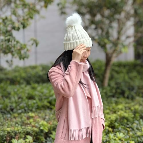 Gorro de malha de inverno, pompom feminino de pele sintética e forro de cetim gorro de caveira quent