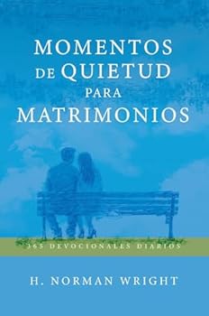 Paperback Momentos de Quietud Para Matrimonios [Spanish] Book