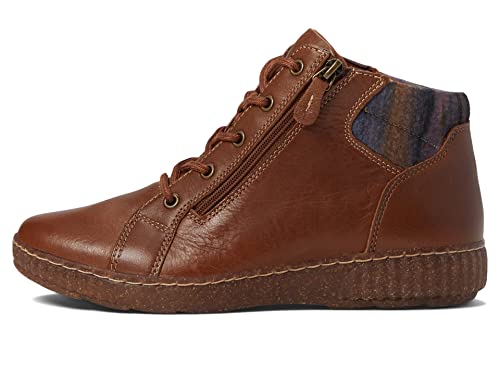 Image of Clarks Women's Caroline Park | Casual Boots