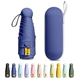 【ULTRA-LÉGER ET PORTABLE】Petit et léger, ce mini parapluie se glisse facilement dans un sac à main, un sac à dos, une valise ou une voiture, ce qui le rend parfait pour les voyages, les déplacements professionnels et un usage quotidien. Ce parapluie pour femme est présenté dans un élégant étui capsule, pratique pour le rangement et le transport
