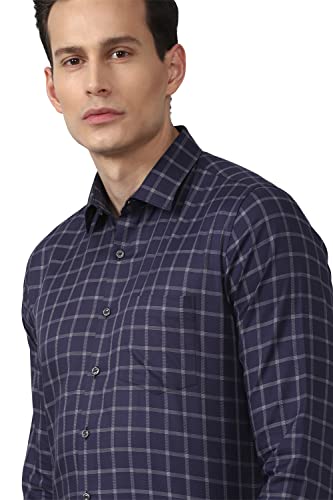 Image of Van Heusen Men's Solid Slim Fit Shirt