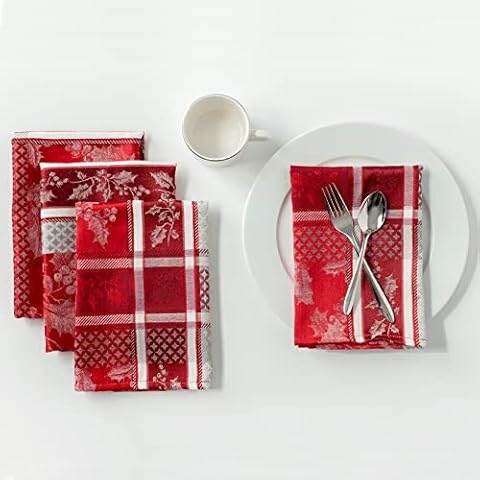 Benson Mills Holiday Hollies Cloth Napkins Set Cover