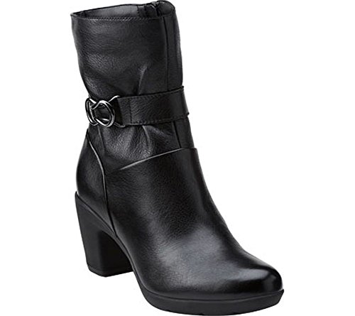 Clarks Women's Lucette Holly Waterproof Boot