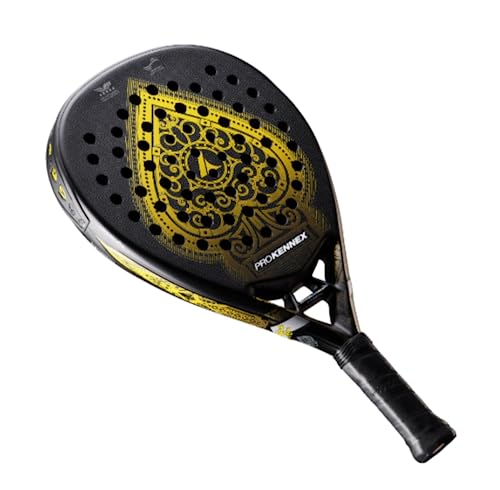  PRO KENNEX BLACK ACE PADEL 2023 Il Kinetic System® unitamente al Kinetic Damping Chamber® garantisce un comfort assoluto riducendo drasticamente le vibrazioni