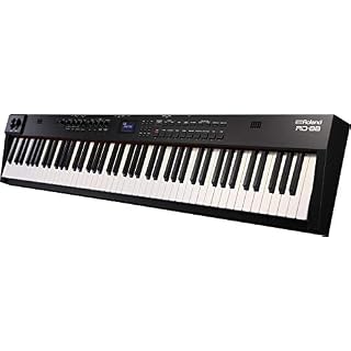 Roland RD-88 Stage piano - Les Beatles, Paul McCartney, John Lennon, RIngo Starr, George Harrison Roland RD-88 Stage piano – Image 2