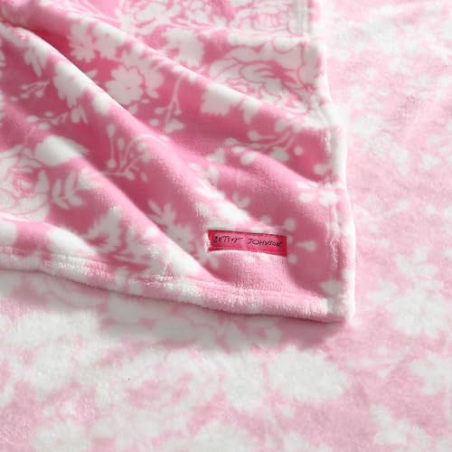 Image of Betsey Johnson - Blanket, Buttery-Soft Throw Blanket for Couch or Bed, Boldly Plush & Oversized Bedding (Cottage Floral Pink, 50 inch x 70 inch)
