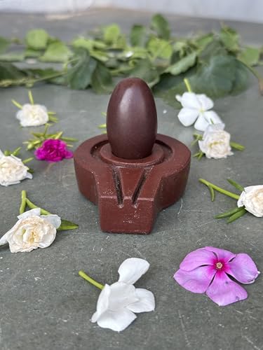 Image of Shivam VASTU AKAL 1.5 inch Original Narmadeshwar Narmada Shivling with 3 inch Narmada Stone Yoni Base Jaladhari (Swayambhu Shivling, Brown Flate Jaladhari)