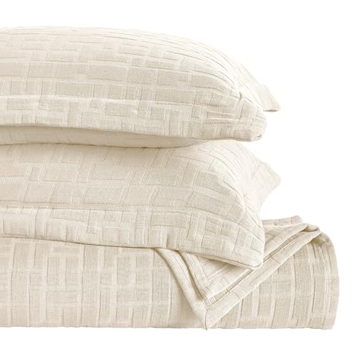 Superior 3 Piece Cotton Bedspread and Sham Set, Home Bed Decor, Decorative Bed Spread, 2 Pillow Shams, Medium Weight, Geometric Matelasse Coverlet, Bedding Essentials, Madrid Collection, King, Ivory