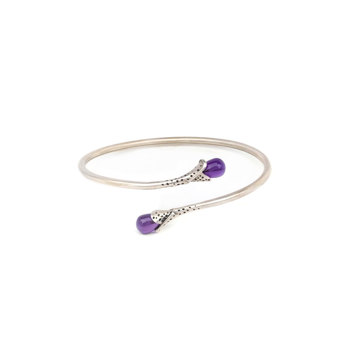 Shaya by CaratLane Oxidised Vestita Bloom Bracelet in 925 Silver for Women (B0CX4YKC9H) Amazon Price History, Amazon Price Tracker