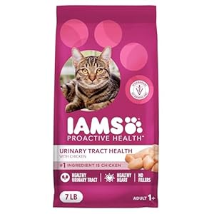 IAMS Proactive Health Adult Urinary Tract Health Dry Cat Food with Chicken, 7 lb. Bag