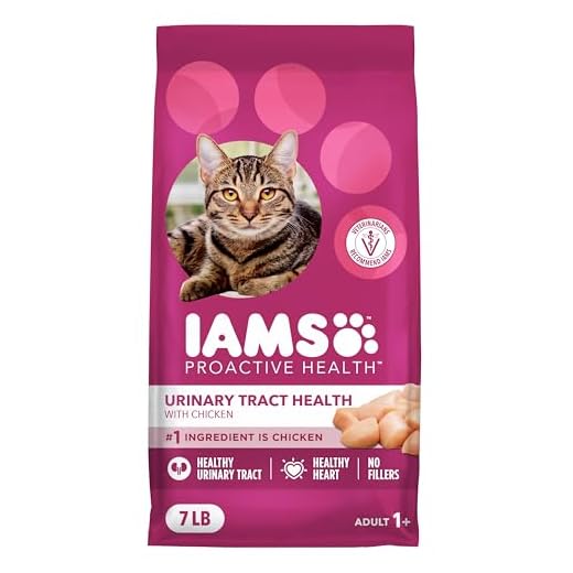 IAMS Proactive Health Dry Cat Food, Urinary Tract Health, Adult Cat Food Dry Recipe with Chicken, 7 lb. Bag