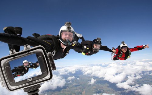 Pyle Pschd30Sl Mini High-Definition Sports Action Wide-Angle Hd Camera & Camcorder, 720P, Sd Card Slot, Touchscreen (Silver) #TOP5