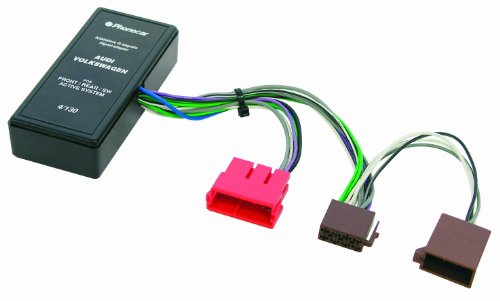 Cavo adattatore per sistema posteriore e anteriore (Bose) con uscita autoradio amplificata.