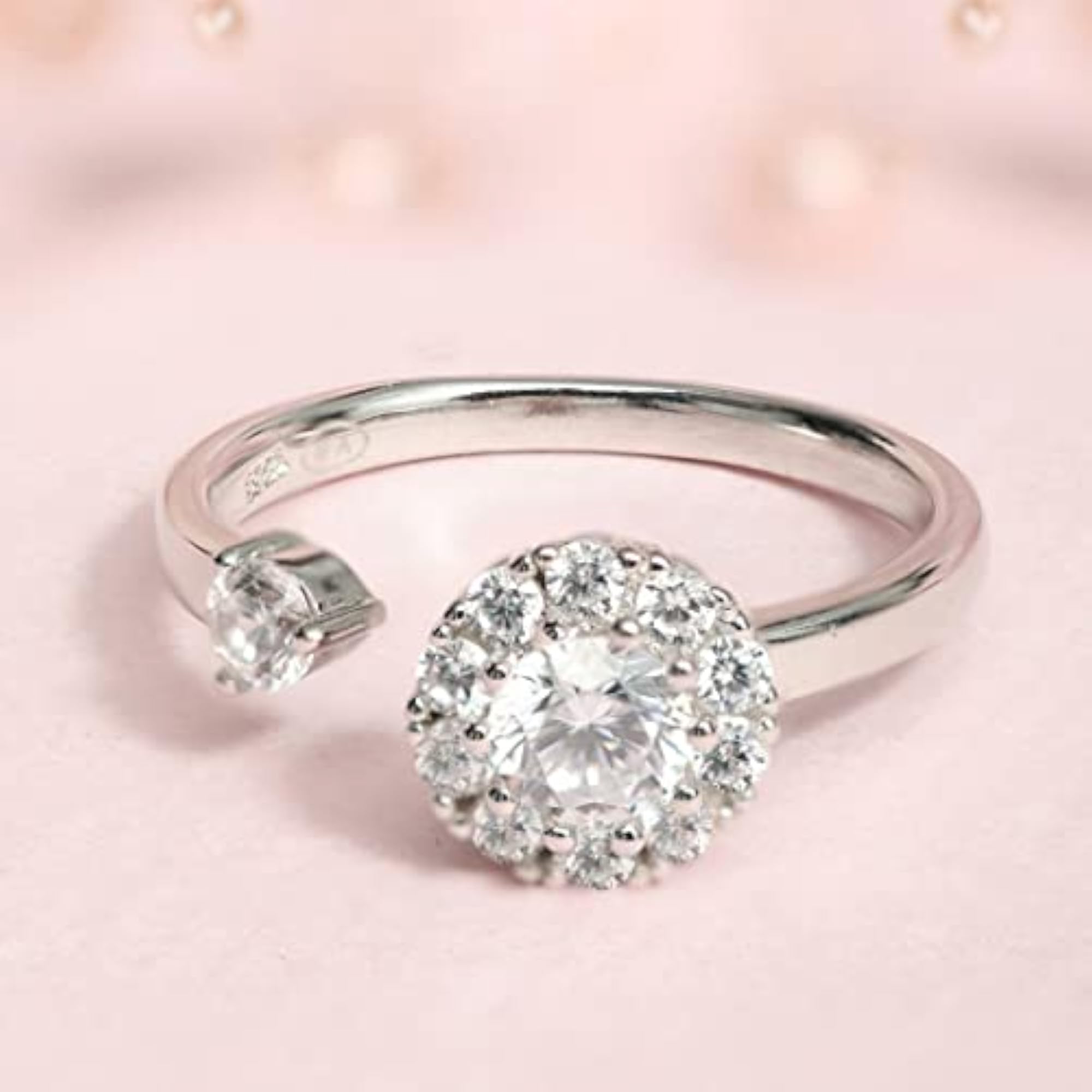 925 Sterling CZ Circular Spin Ring Rhodium Plated