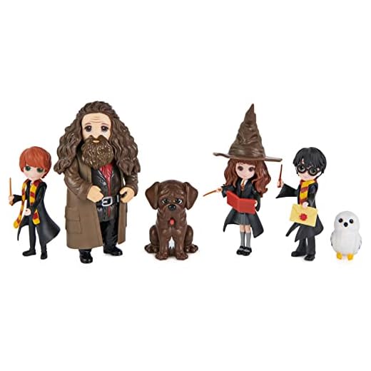 Wizarding World Harry Potter - Set de Regalo con múltiples Figuras coleccionables y Accesorios, Juguetes para niños a Partir de 5 años