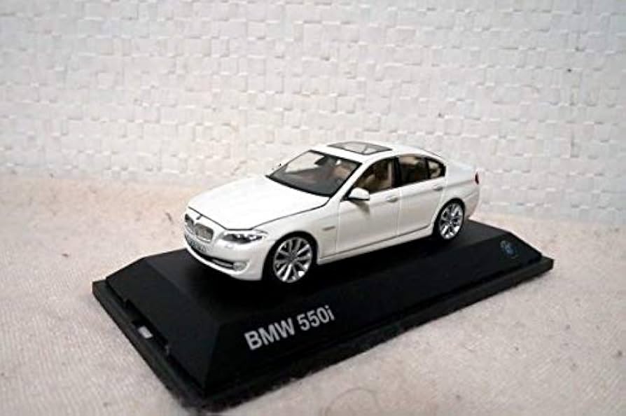 【未使用品】Schuco シュコー Schuco シュコー製 1/43 BMW X3 純正 ディーラー ミニカー モデルカー ホワイト 白 未使用品】Schuco シュコー Schuco シュコー製 1/43 BMW X3 純正