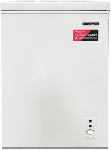 Frigidaire EFRF3003 chest freezer, White