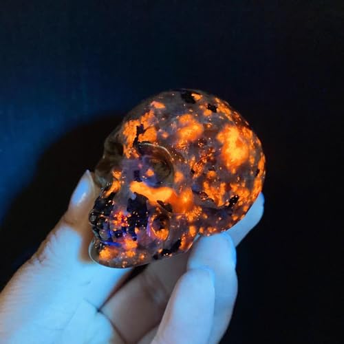 DEJIN Statue de crâne en yooperlite naturelle de 5,1 cm - Pierre de flamme en cristal - Décoration d'intérieur - Cadeau de collection