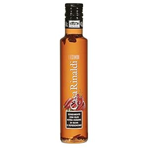 Casa Rinaldi – Olio Extravergine di Oliva con Pepe Piccante – Ideale per condire piatti e insalate – 250 ml