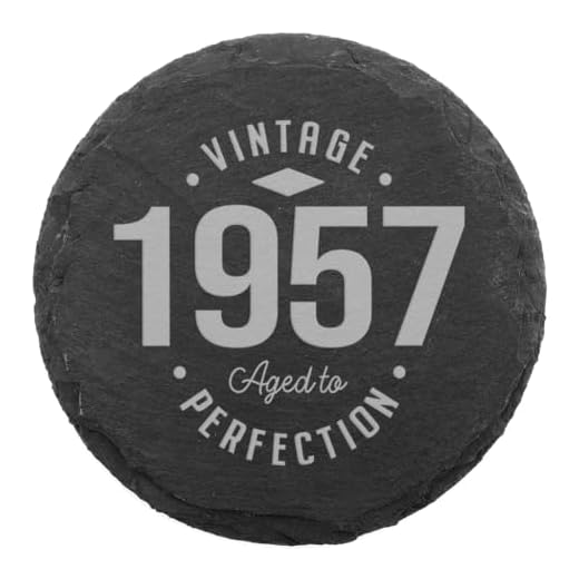 Posavasos de pizarra de 1957, regalo de cumpleaños para él/ella, "Vintage Aged To Perfection", regalo único para marido, esposa, abuelo, abuela, abuela, abuela, niñera, abuela.